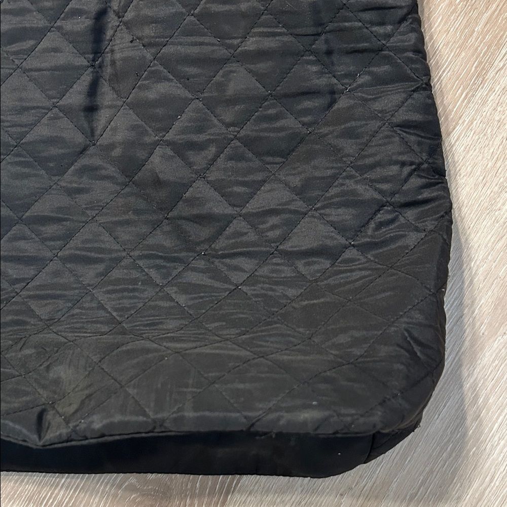 Black Quilted Lightweight Duffle Bag - Picture 5 of 8